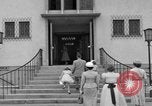 Image Vogelweh zone de logement Kaiserslautern Allemagne, 1955, de la seconde 24 séquences d'archives historiques vidéo 65675045174