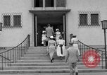 Image Vogelweh zone de logement Kaiserslautern Allemagne, 1955, de la seconde 28 séquences d'archives historiques vidéo 65675045174