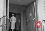 Image Vogelweh zone de logement Kaiserslautern Allemagne, 1955, de la seconde 42 séquences d'archives historiques vidéo 65675045174