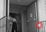 Image Vogelweh zone de logement Kaiserslautern Allemagne, 1955, de la seconde 51 séquences d'archives historiques vidéo 65675045174