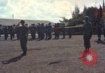 Image Hubert Humphrey Chu Lai Vietnam, 1967, de la seconde 31 séquences d'archives historiques vidéo 65675045176