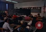 Image American Elementary School Kaiserslautern Allemagne, 1967, de la seconde 52 séquences d'archives historiques vidéo 65675045178