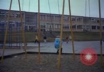 Image American Elementary School Kaiserslautern Allemagne, 1967, de la seconde 8 séquences d'archives historiques vidéo 65675045179