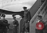 Immagine di Noi generali dell'Esercito arrivare Tokyo Giappone, 1951, secondo 3 filmato di repertorio 65675045194