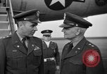 Immagine di Noi generali dell'Esercito arrivare Tokyo Giappone, 1951, secondo 12 filmato di repertorio 65675045194