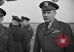 Immagine di Noi generali dell'Esercito arrivare Tokyo Giappone, 1951, secondo 36 filmato di repertorio 65675045194