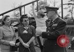Immagine di Il maggiore generale George indietro Tokyo Giappone, 1951, secondo 34 filmato di repertorio 65675045195