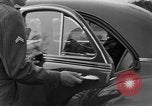 Immagine di Il maggiore generale George indietro Tokyo Giappone, 1951, secondo 44 filmato di repertorio 65675045195