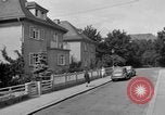 Image Vie de aux personnes à charge des militaires Bad Nauheim Allemagne, 1946, de la seconde 35 séquences d'archives historiques vidéo 65675045201