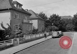 Image Vie de aux personnes à charge des militaires Bad Nauheim Allemagne, 1946, de la seconde 37 séquences d'archives historiques vidéo 65675045201