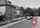 Image Vie de aux personnes à charge des militaires Bad Nauheim Allemagne, 1946, de la seconde 41 séquences d'archives historiques vidéo 65675045201