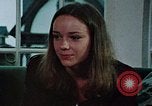 Image les victimes de viol United States USA, 1978, de la seconde 33 séquences d'archives historiques vidéo 65675045206