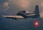 Immagine di United States Air Force A-1E Il Vietnam, 1965, secondo 7 filmato di repertorio 65675045208