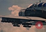 Immagine di United States Air Force A-1E Il Vietnam, 1965, secondo 17 filmato di repertorio 65675045208