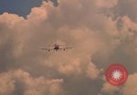 Immagine di United States Air Force A-1E Il Vietnam, 1965, secondo 24 filmato di repertorio 65675045208