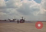 Standbild Tan Son Nhut Air Base Vietnam, 1965, aus Sekunde 28 historischem Filmmaterial Videoclip 65675045219