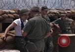 Immagine di United States Air Force personale Il Vietnam, 1965, secondo 25 filmato di repertorio 65675045220