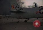 Immagine di Bien Hoa Air Base Il Vietnam, 1965, secondo 27 filmato di repertorio 65675045221