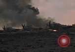 Immagine di Bien Hoa Air Base Il Vietnam, 1965, secondo 49 filmato di repertorio 65675045221