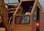 Immagine di Pulire la zona Il Vietnam, 1965, secondo 29 filmato di repertorio 65675045224