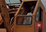 Immagine di Pulire la zona Il Vietnam, 1965, secondo 30 filmato di repertorio 65675045224