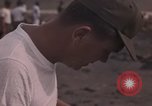 Standbild bereinigen Vietnam, 1965, aus Sekunde 40 historischem Filmmaterial Videoclip 65675045230