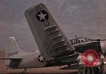 Image des aéronefs des États-Unis A-1E Vietnam, 1965, de la seconde 18 séquences d'archives historiques vidéo 65675045231