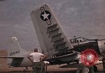 Image des aéronefs des États-Unis A-1E Vietnam, 1965, de la seconde 27 séquences d'archives historiques vidéo 65675045231