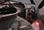 Image des aéronefs des États-Unis A-1E Vietnam, 1965, de la seconde 41 séquences d'archives historiques vidéo 65675045231