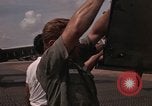 Image des aéronefs des États-Unis A-1E Vietnam, 1965, de la seconde 53 séquences d'archives historiques vidéo 65675045231
