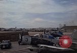 Standbild der US Air Force A-1E Vietnam, 1965, aus Sekunde 10 historischem Filmmaterial Videoclip 65675045234