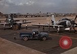 Standbild der US Air Force A-1E Vietnam, 1965, aus Sekunde 48 historischem Filmmaterial Videoclip 65675045234