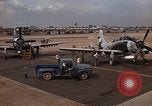 Standbild der US Air Force A-1E Vietnam, 1965, aus Sekunde 56 historischem Filmmaterial Videoclip 65675045234
