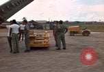 Standbild der US Air Force A-1E Vietnam, 1965, aus Sekunde 6 historischem Filmmaterial Videoclip 65675045235