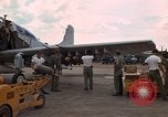 Standbild der US Air Force A-1E Vietnam, 1965, aus Sekunde 7 historischem Filmmaterial Videoclip 65675045235