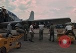 Standbild der US Air Force A-1E Vietnam, 1965, aus Sekunde 10 historischem Filmmaterial Videoclip 65675045235