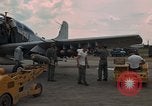 Standbild der US Air Force A-1E Vietnam, 1965, aus Sekunde 11 historischem Filmmaterial Videoclip 65675045235