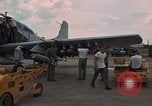Standbild der US Air Force A-1E Vietnam, 1965, aus Sekunde 12 historischem Filmmaterial Videoclip 65675045235