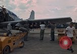 Standbild der US Air Force A-1E Vietnam, 1965, aus Sekunde 14 historischem Filmmaterial Videoclip 65675045235