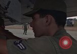 Standbild der US Air Force A-1E Vietnam, 1965, aus Sekunde 52 historischem Filmmaterial Videoclip 65675045235