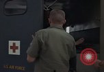 Standbild der US Air Force Krankenwagen Vietnam, 1965, aus Sekunde 14 historischem Filmmaterial Videoclip 65675045236