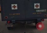 Standbild der US Air Force Krankenwagen Vietnam, 1965, aus Sekunde 25 historischem Filmmaterial Videoclip 65675045236