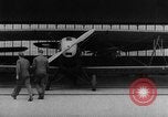 Image battant dans le brouillard United States USA, 1934, de la seconde 15 séquences d'archives historiques vidéo 65675045240