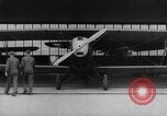 Image battant dans le brouillard United States USA, 1934, de la seconde 16 séquences d'archives historiques vidéo 65675045240