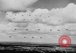 Standbild strafing Praxis Chapman Field Florida USA, 1934, aus Sekunde 21 historischem Filmmaterial Videoclip 65675045248