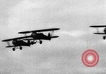 Standbild strafing Praxis Chapman Field Florida USA, 1934, aus Sekunde 36 historischem Filmmaterial Videoclip 65675045248