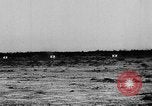 Standbild strafing Praxis Chapman Field Florida USA, 1934, aus Sekunde 45 historischem Filmmaterial Videoclip 65675045248