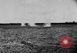 Standbild strafing Praxis Chapman Field Florida USA, 1934, aus Sekunde 53 historischem Filmmaterial Videoclip 65675045248