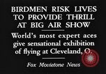 Standbild Air Show Cleveland Ohio USA, 1934, aus Sekunde 4 historischem Filmmaterial Videoclip 65675045250
