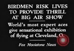 Standbild Air Show Cleveland Ohio USA, 1934, aus Sekunde 5 historischem Filmmaterial Videoclip 65675045250